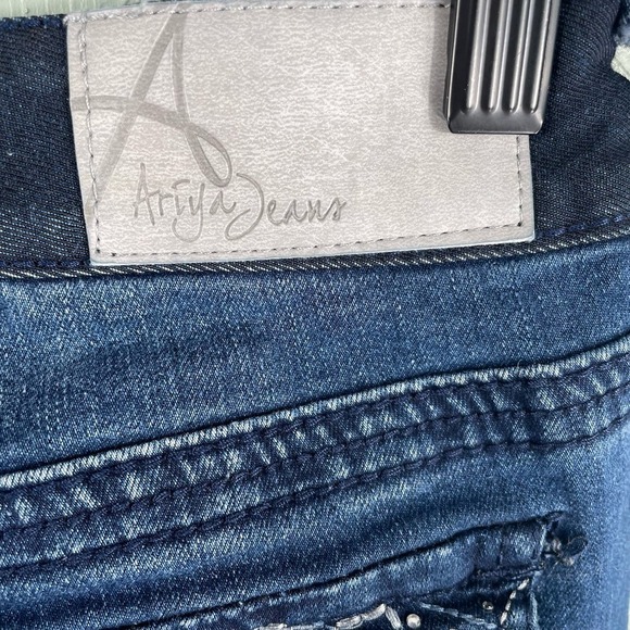 Ariya Distressed Skinny Cut Low Rise Stylish Trendy Women's Jeans Size 7/8 - Picture 5 of 12